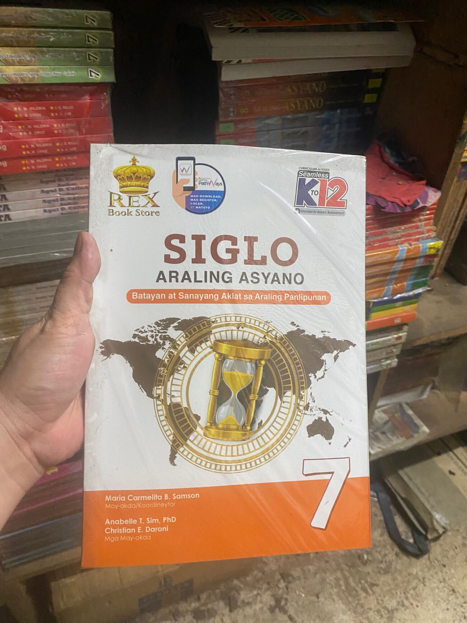 Siglo Ekonomiks book Rex Grade 7-9