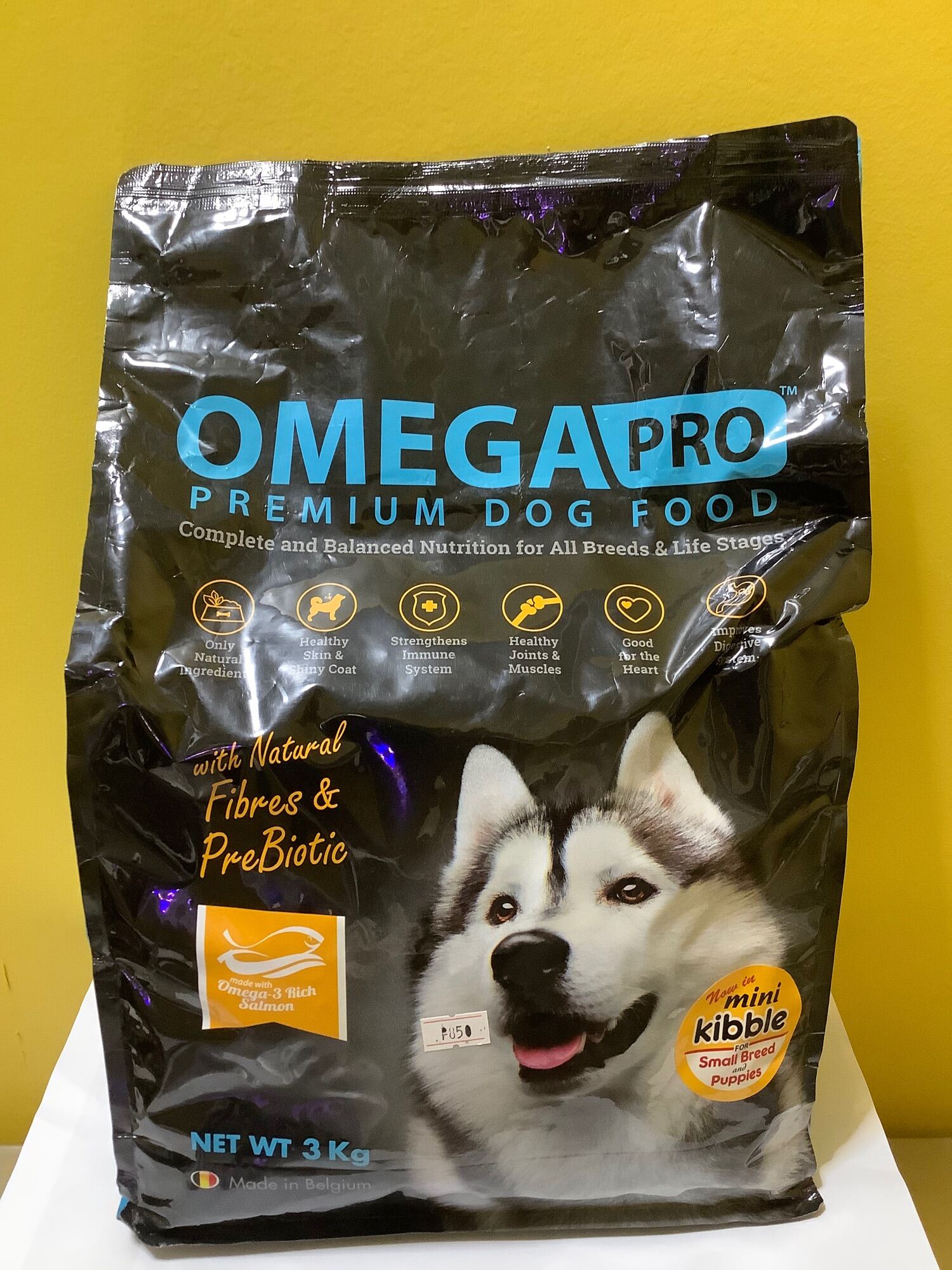 Omega premium hot sale dog food