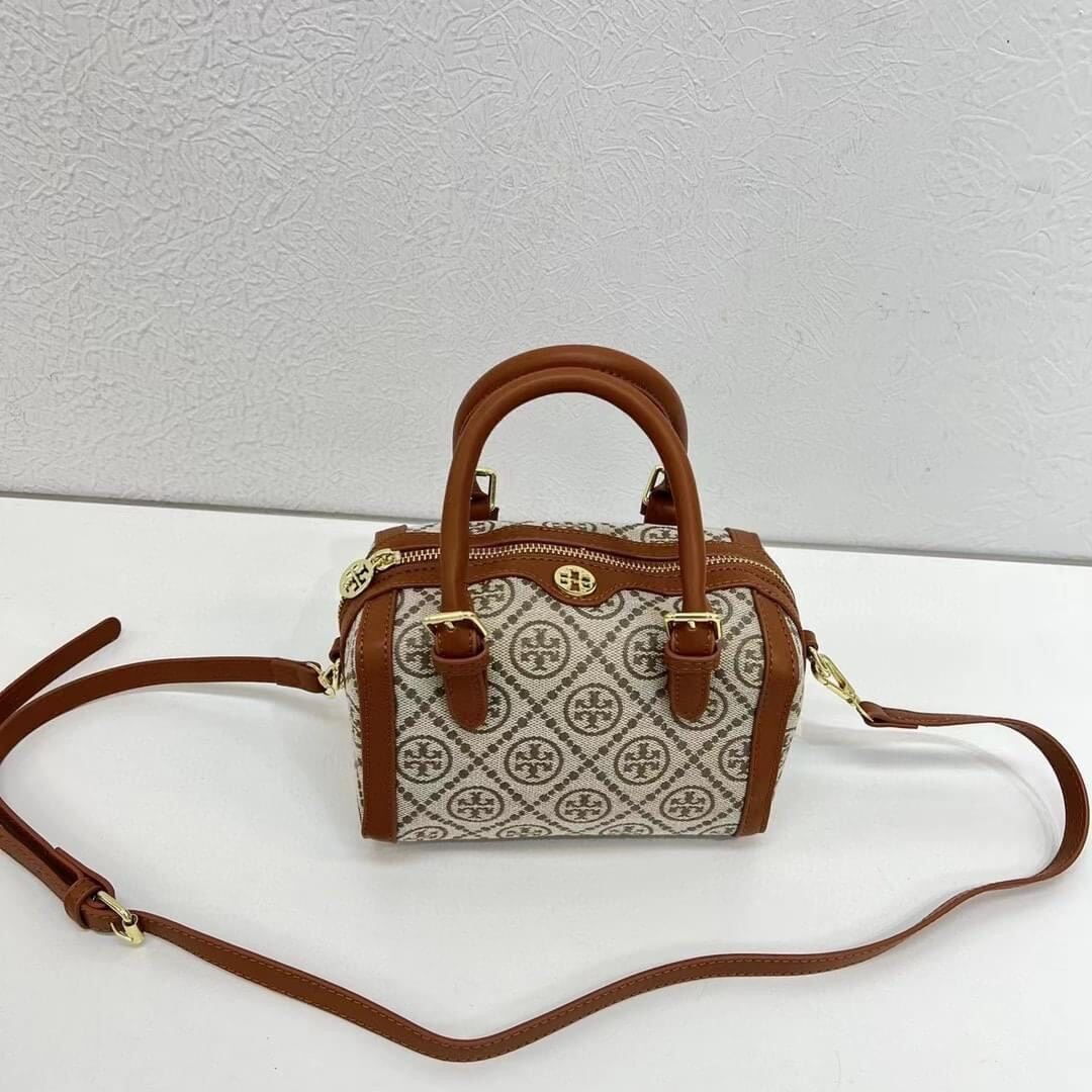 Tory burch hot sale sling bag