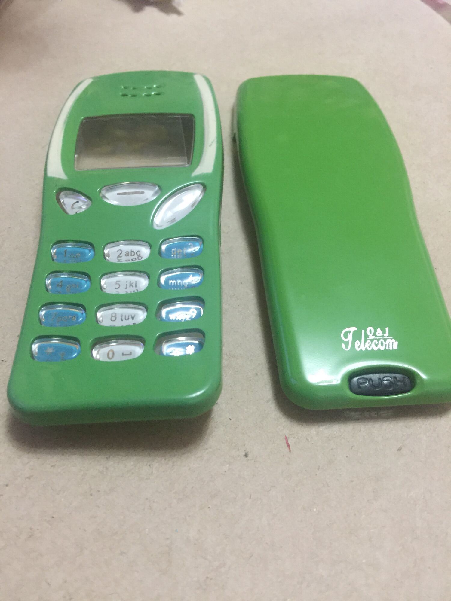 nokia 3210 green