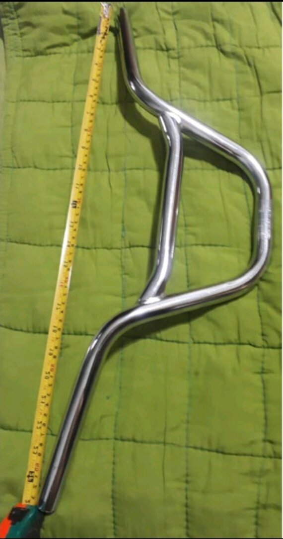BMX HANDLE BAR CHROME TYPE. 