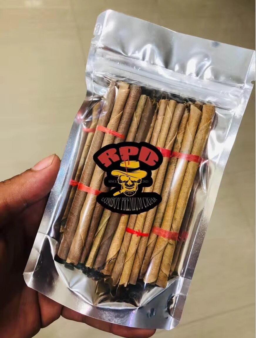 Lomboy Smoke With Tobacco: Organic Dried Duhat Leaves & Traditional  Hand-Made Pot