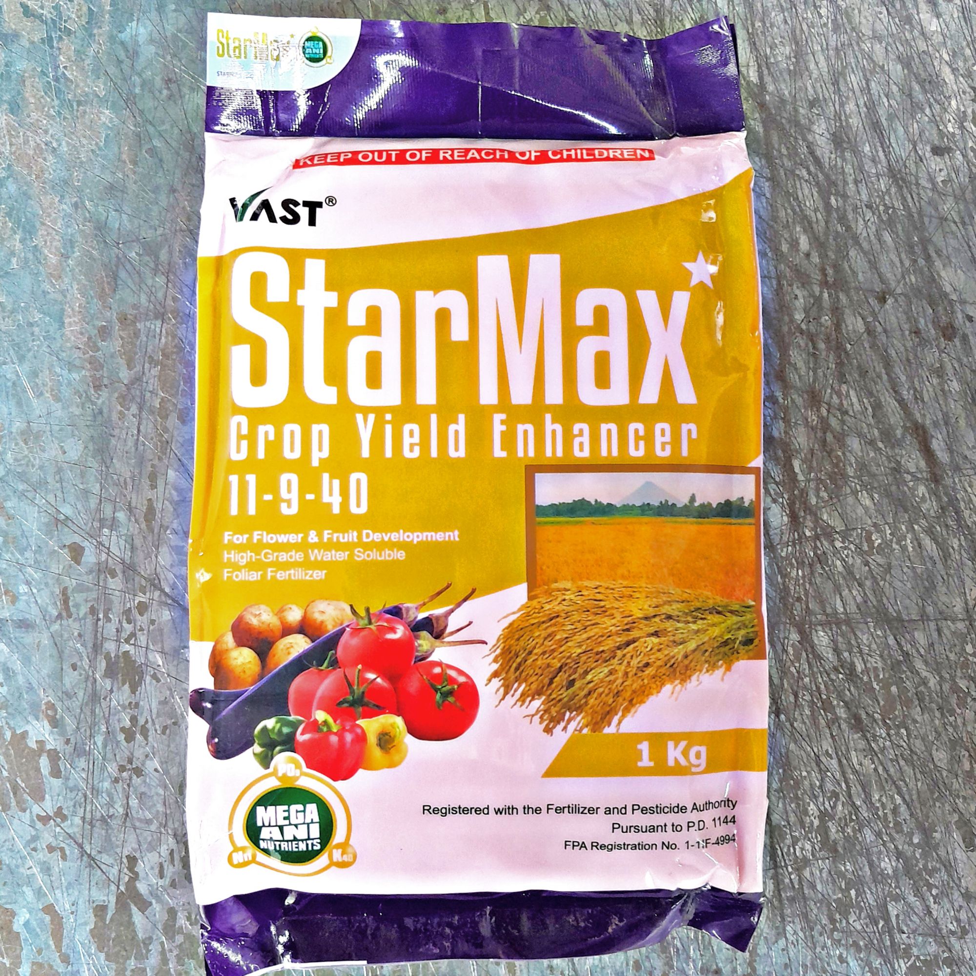 STARMAX Flower and Fruit Foliar Fertilizer by VAST