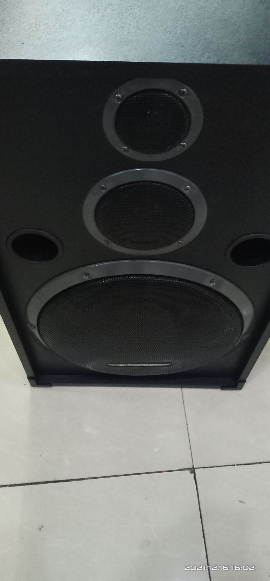 konzert speaker d15 price