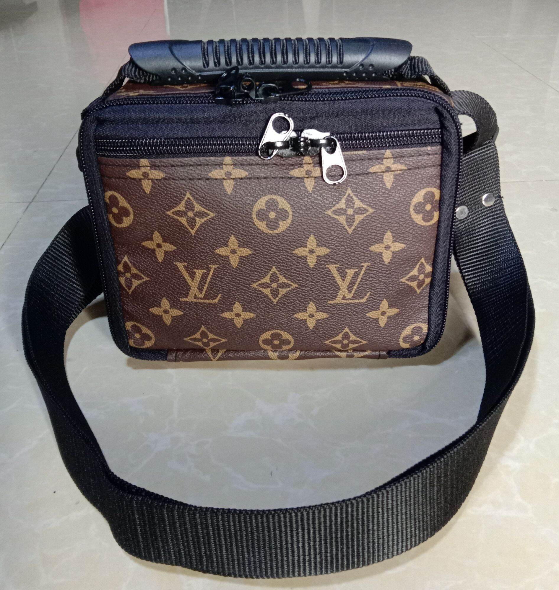 LV Mickey mouse sling bag complete inclusion