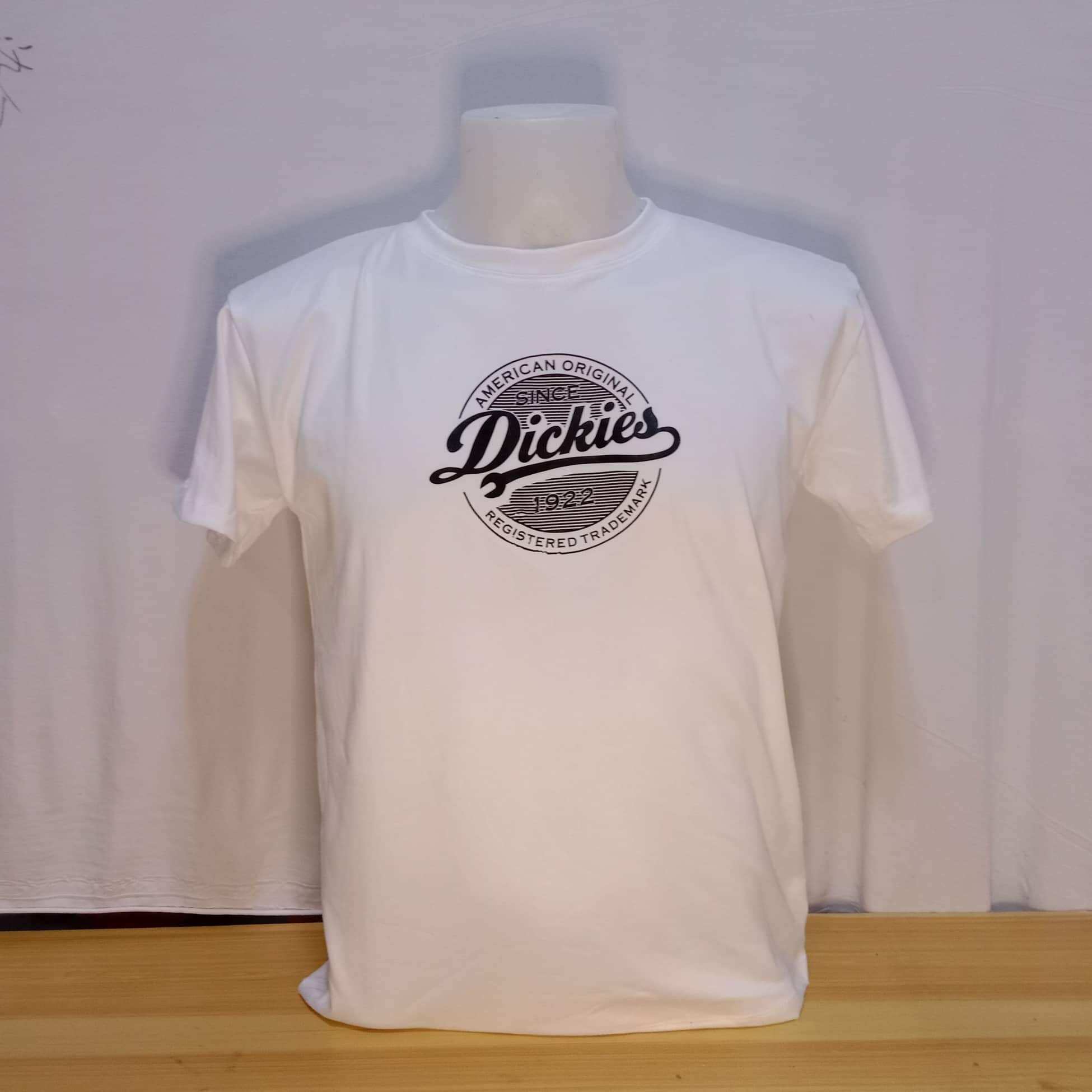 CIRCLE LOGO DIC-KIES PLAIN TSHIRT UNISEX WITH SIZES XS-2xL. 