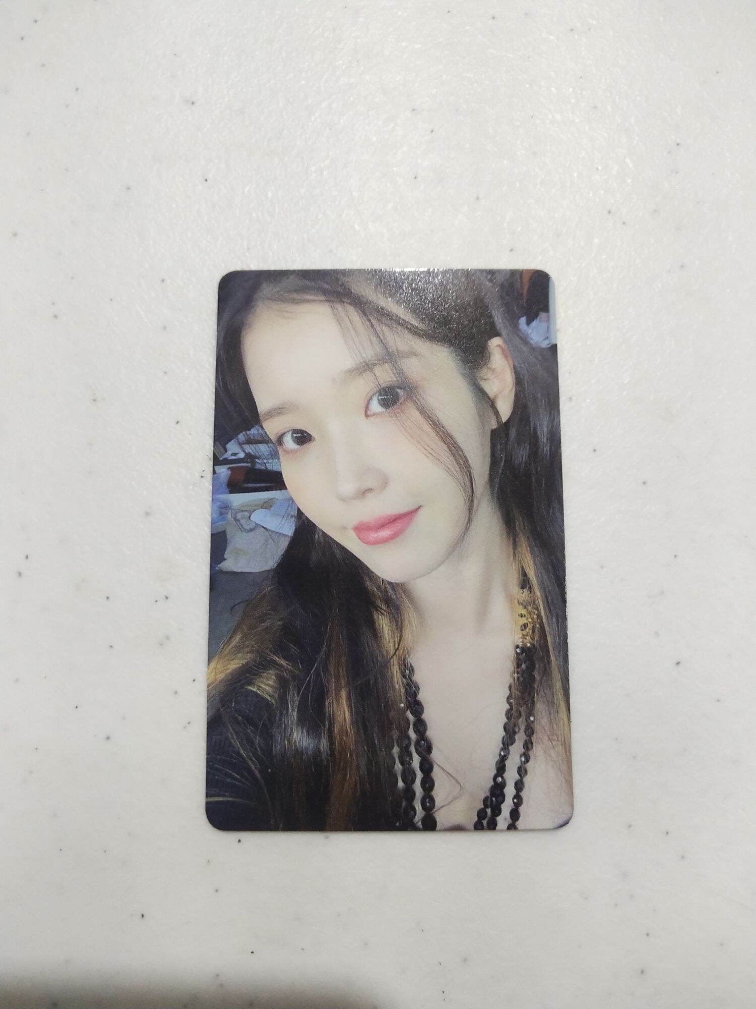 Iu Crimsoncard - r5goxom