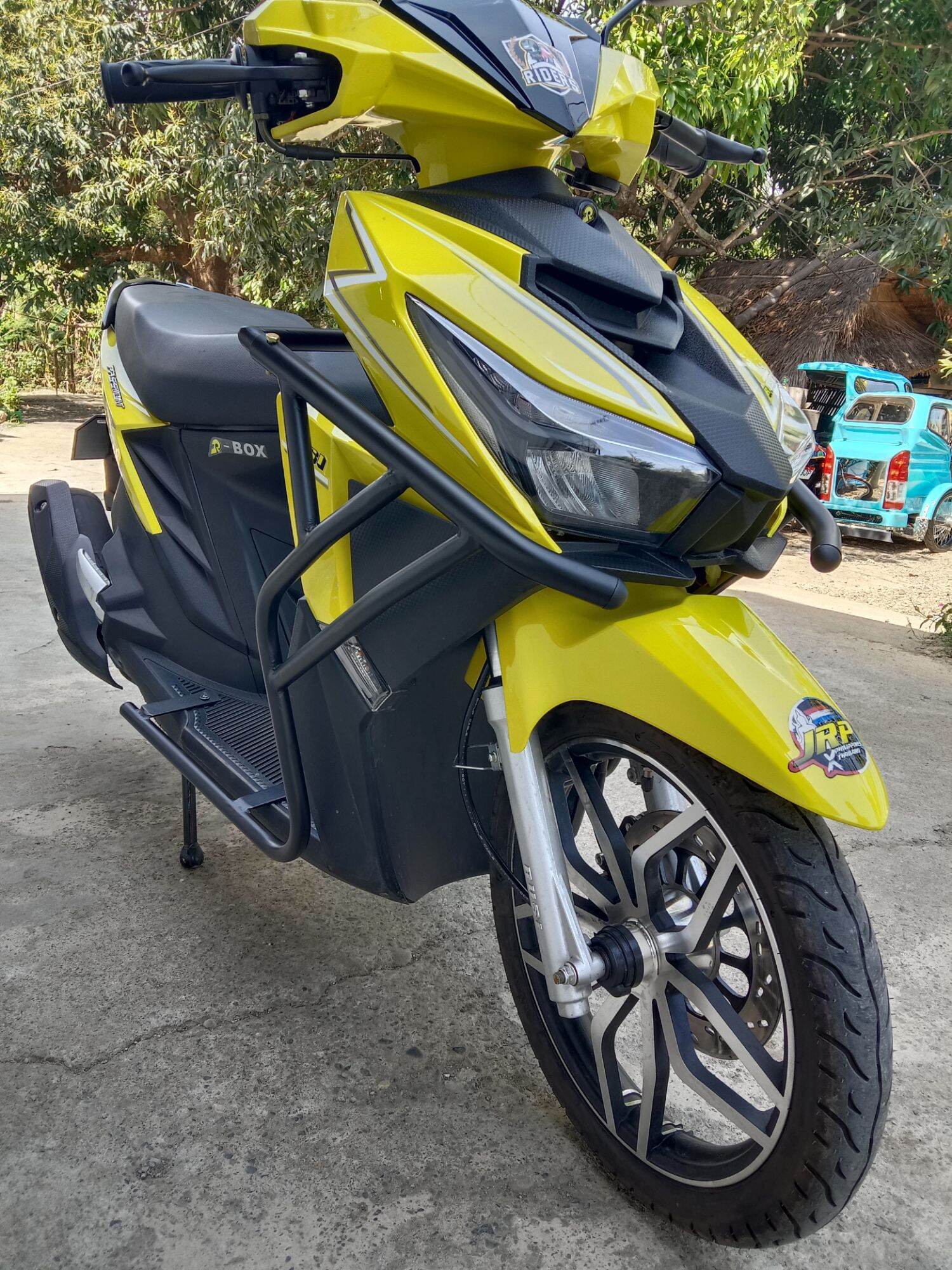 RUSI PASSION 125 CRASH GUARD (HEAVY DUTY) Heavy Duty Motorcycle