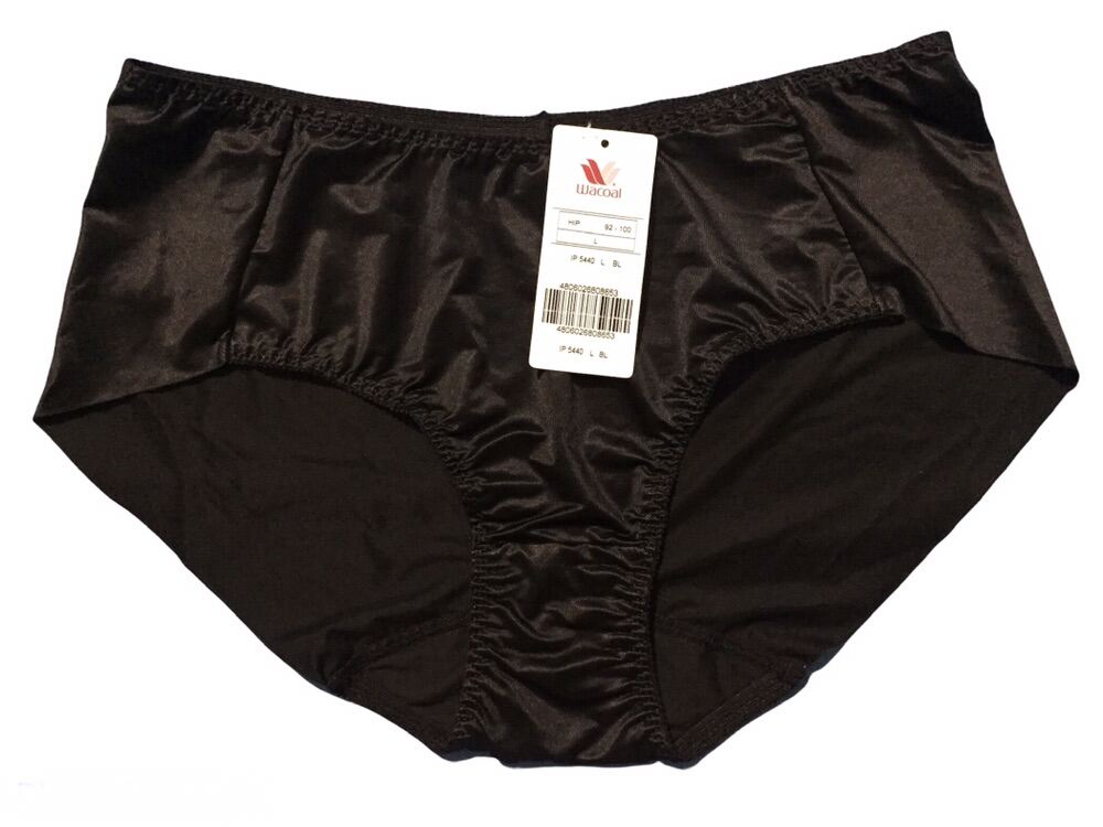 Wacoal Full Panty (available colors: gray and black) (YLP 4702