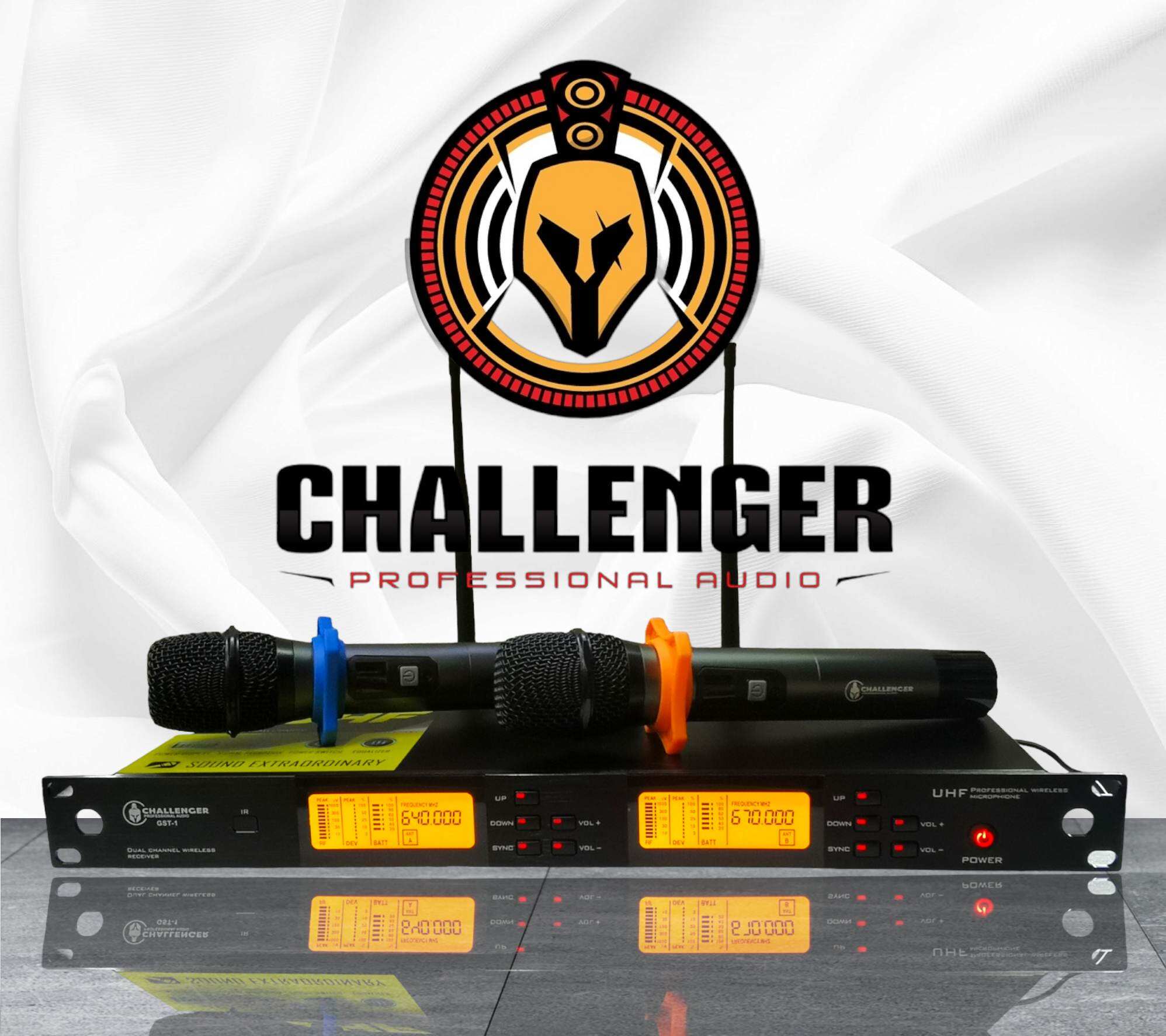 Challenger GST Dual Handheld Wireless Microphone with Changeable