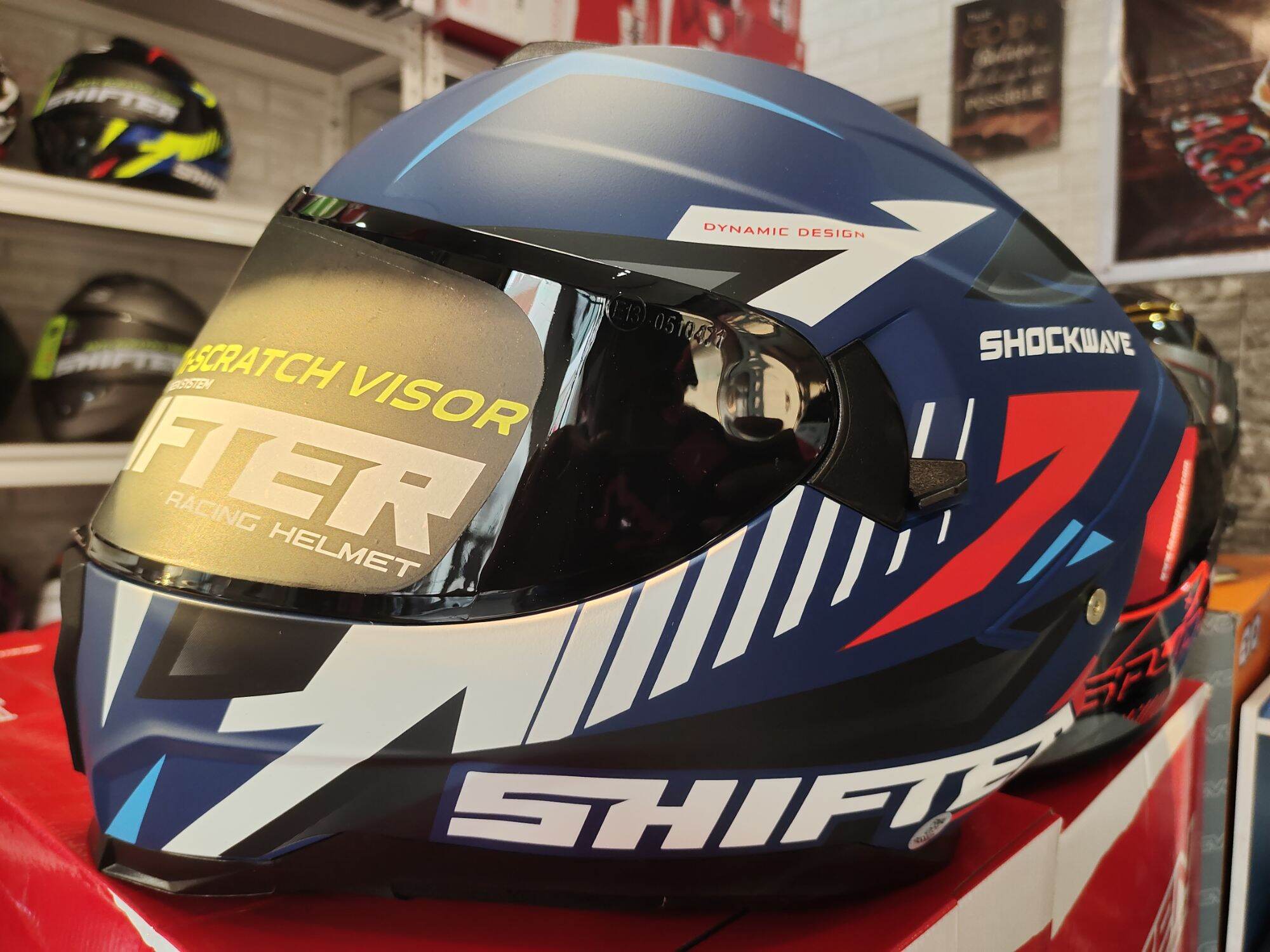 shifter r1 helmet price