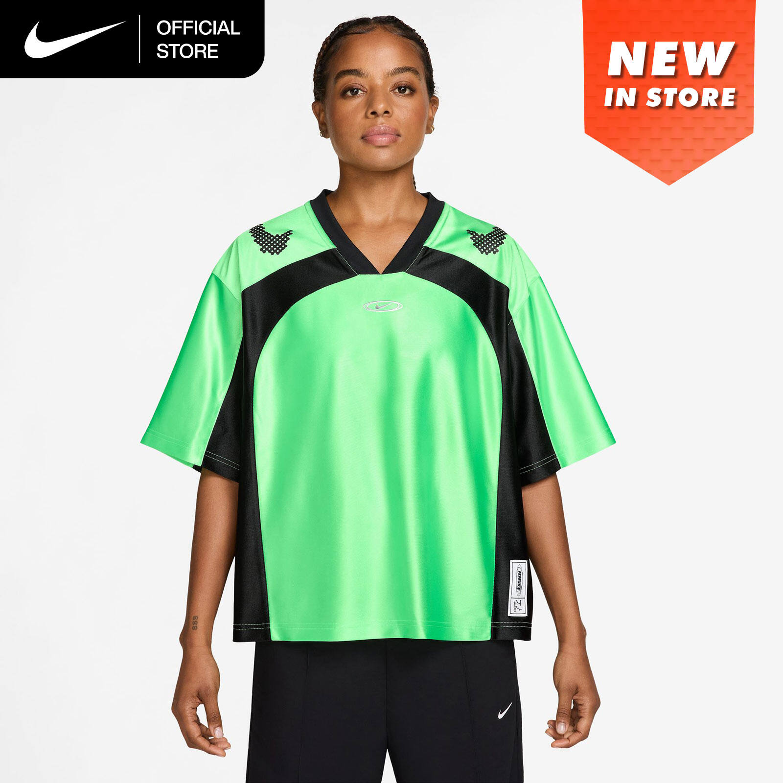 Nike Women's Sportswear Oversized Jersey - Illusion Green [IQ6138-336] ราคา 2,200 บาท*ส่งฟรี
