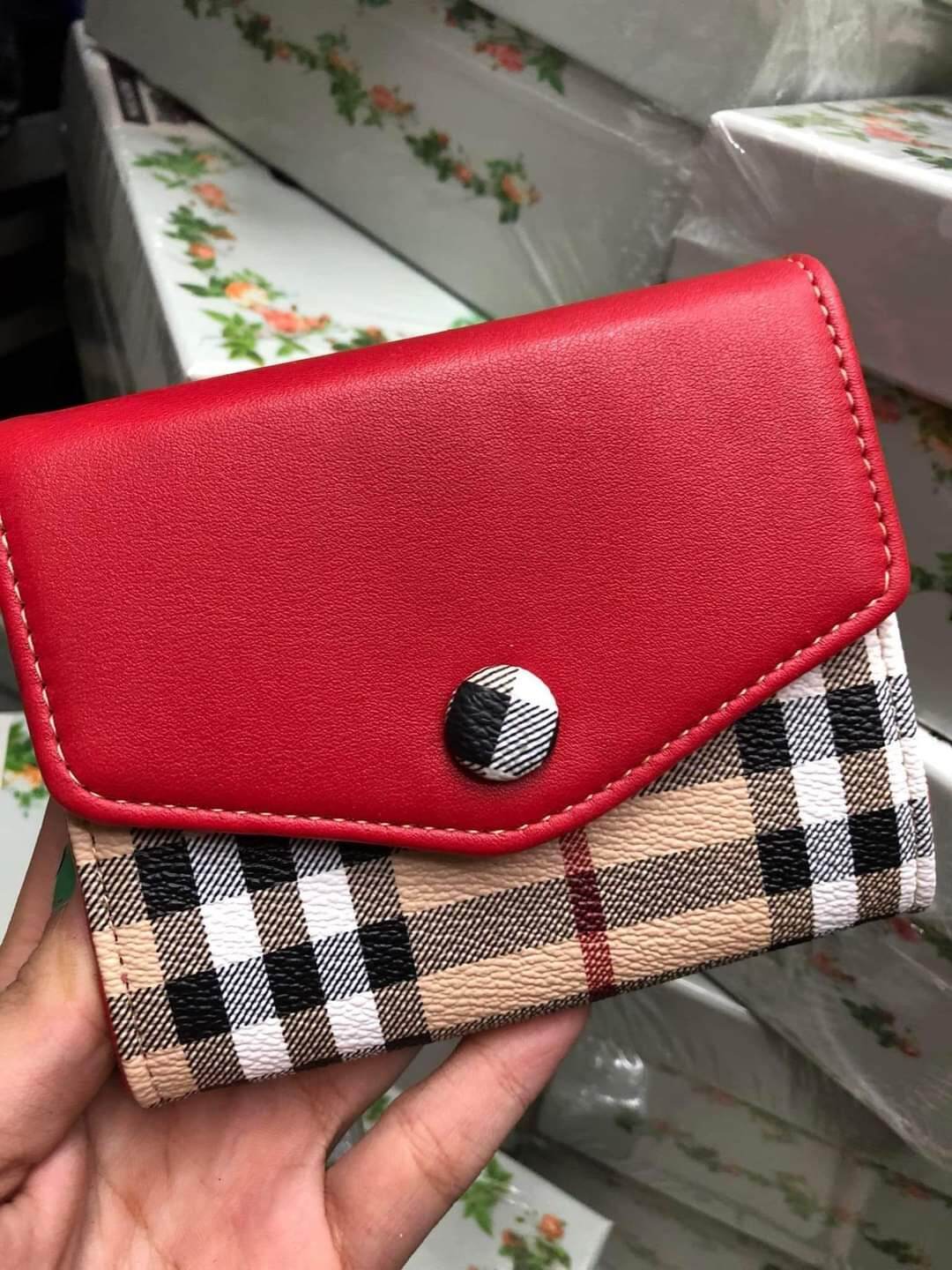 Burberry hotsell finsbury wallet