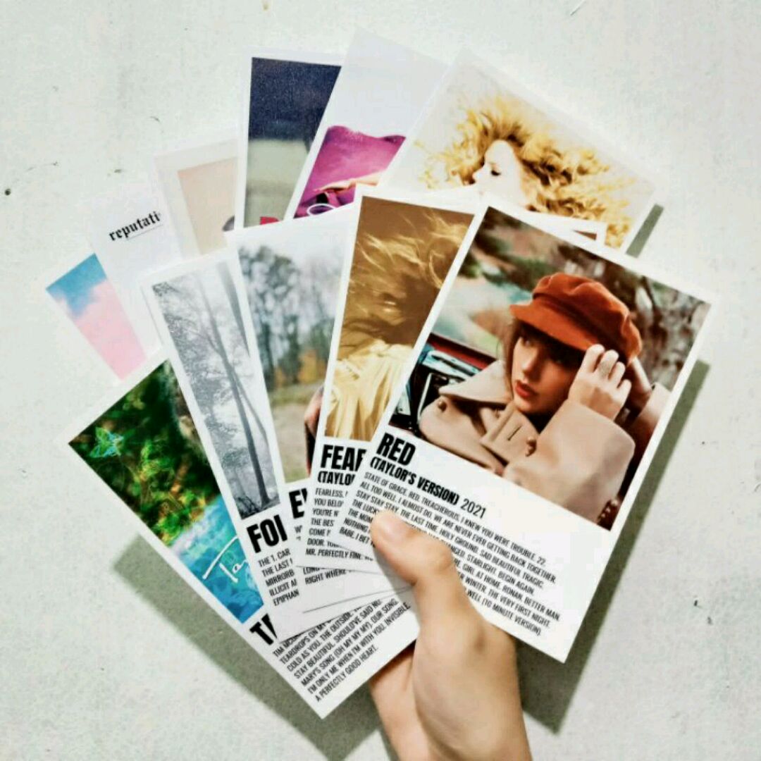 ALBUM POSTER  Taylor swift songs, Taylor swift red album, Taylor swift  album cover