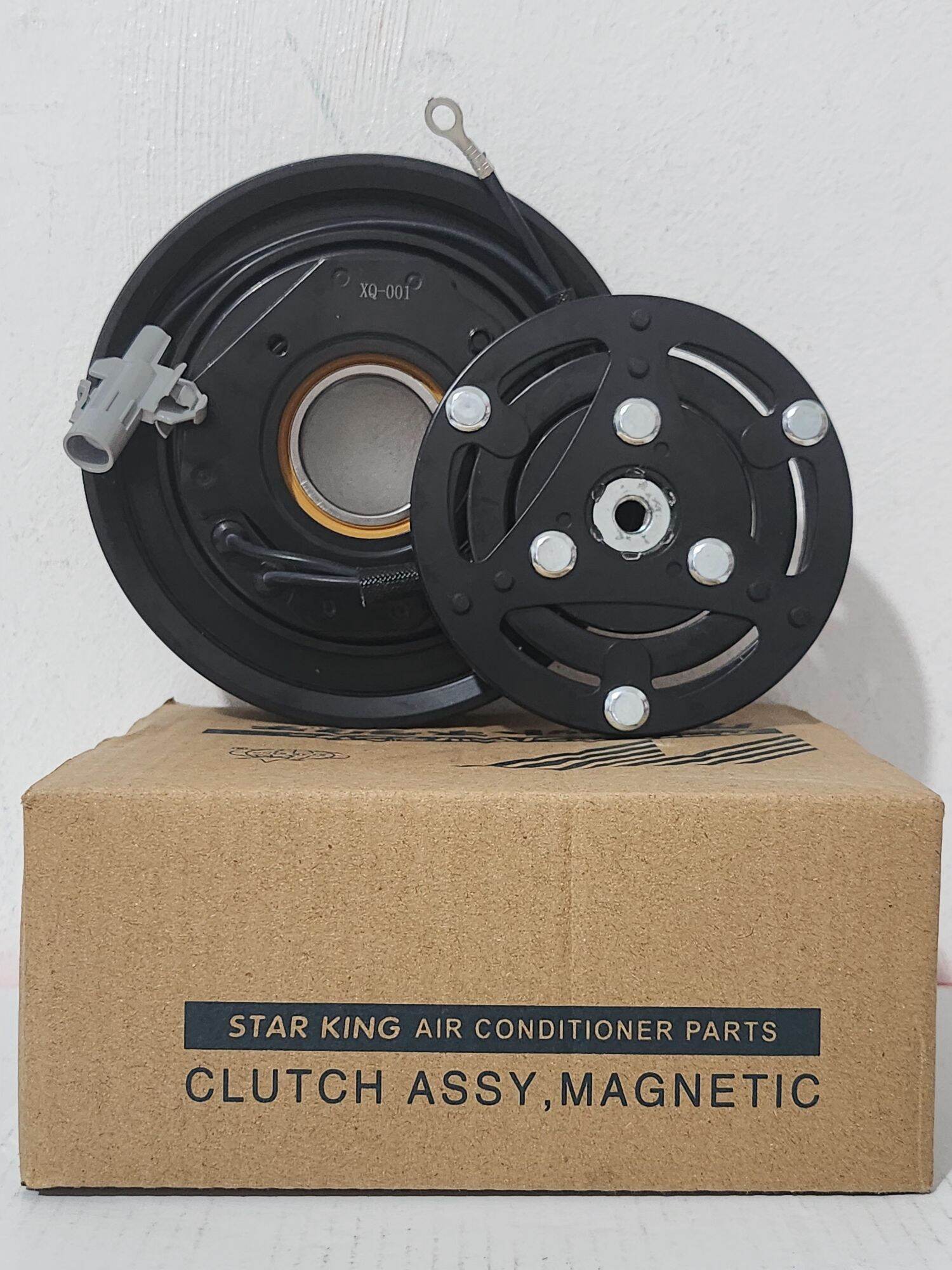 Toyota Hilux Pulley and Magnetic clutch assembly for Compressor, Hilux 7th gen (2004-2015) (For Denso Compressors). 