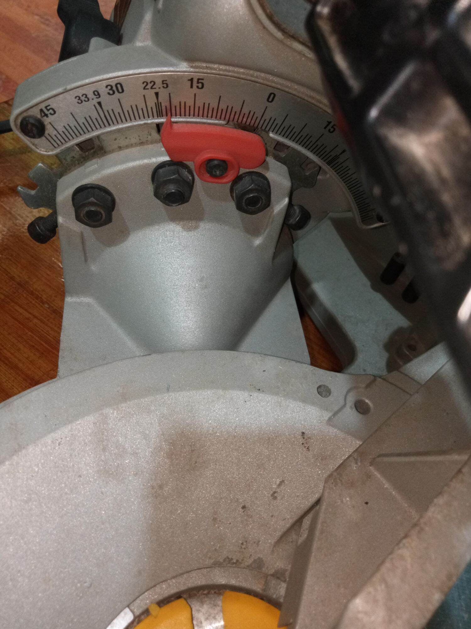 DeWalt Sliding miter saw Original 10" inches blade with power