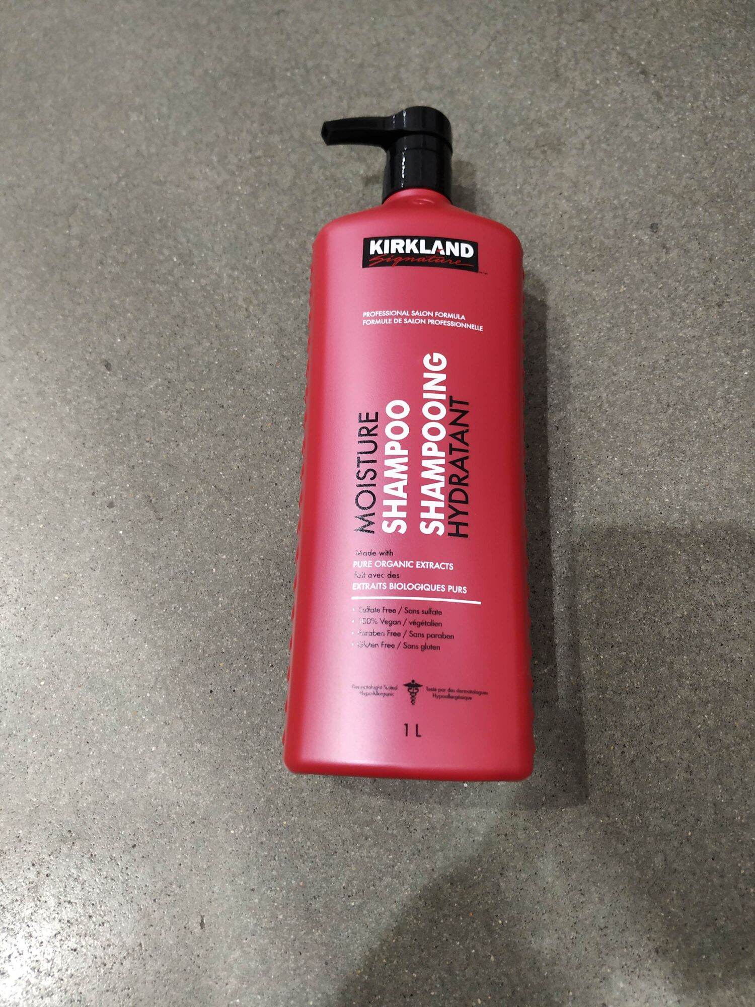 KIRKLAND SIGNATURE PROFESSIONAL SALON FORMULA MOISTURE SHAMPOO
