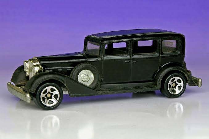 Hot wheels classic packard 1982 deals