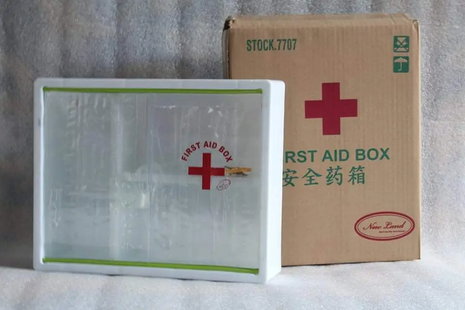 FIRST AID BOX NEW LAND (WALL MOUNTED)