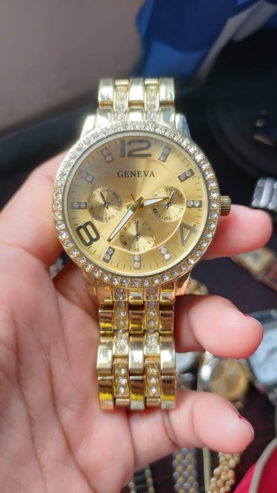 Geneva gold watch discount price