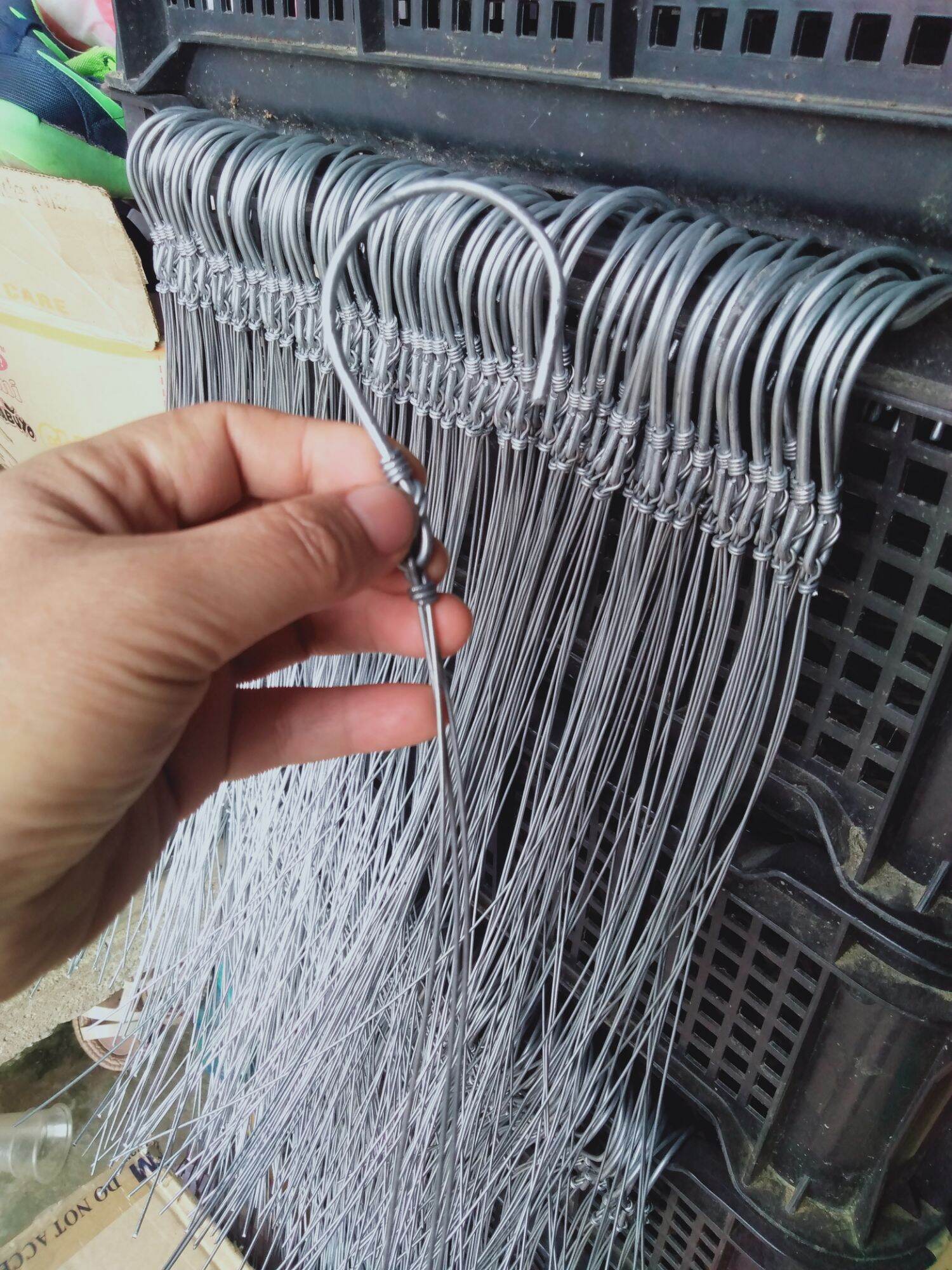 HANGING WIRES FOR YOUR POTS (10 pcs/bundle). 