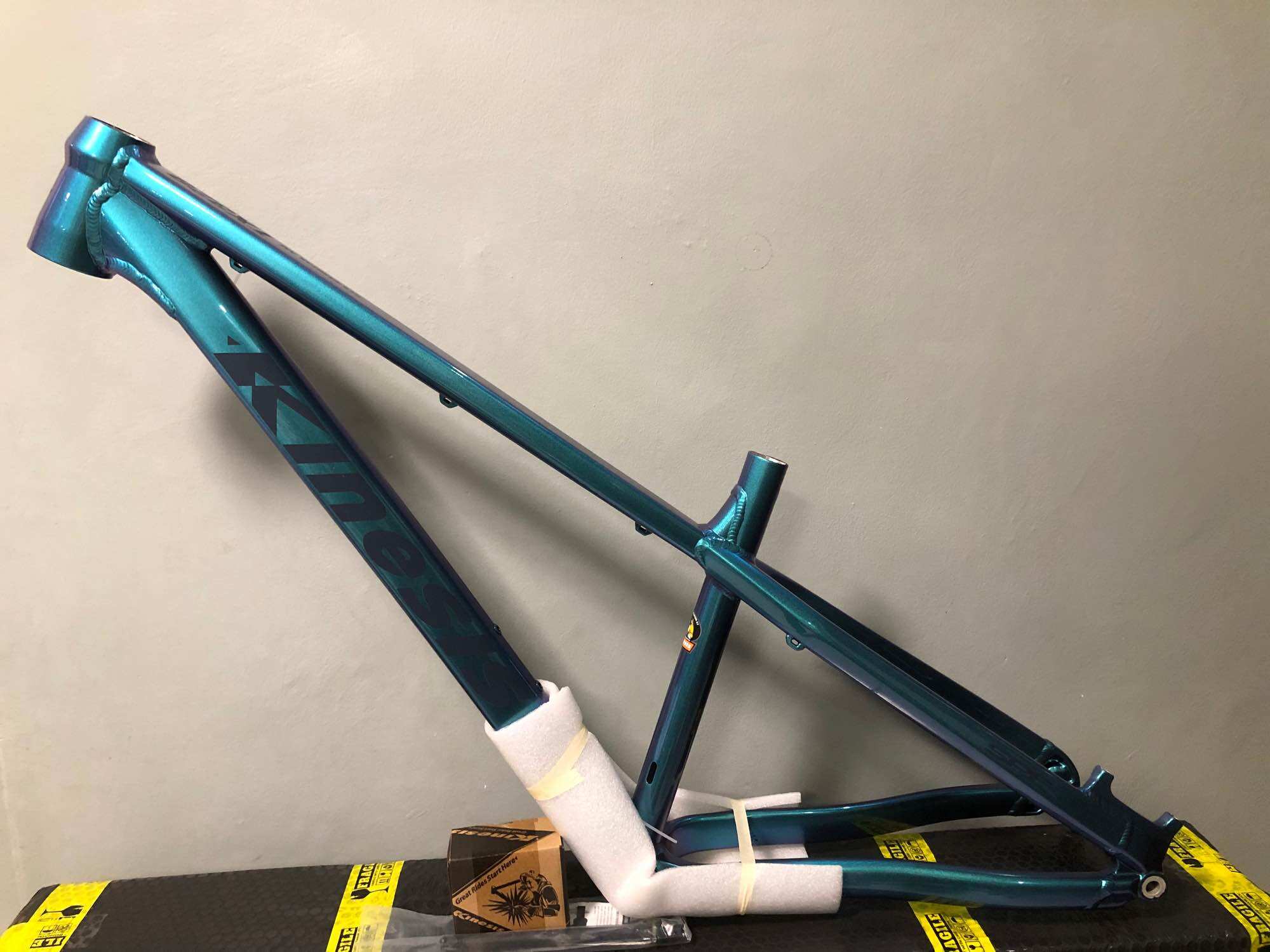 Aeroic Discovery Folding Foxter Aeroic Athena Aeroic Rover Folding