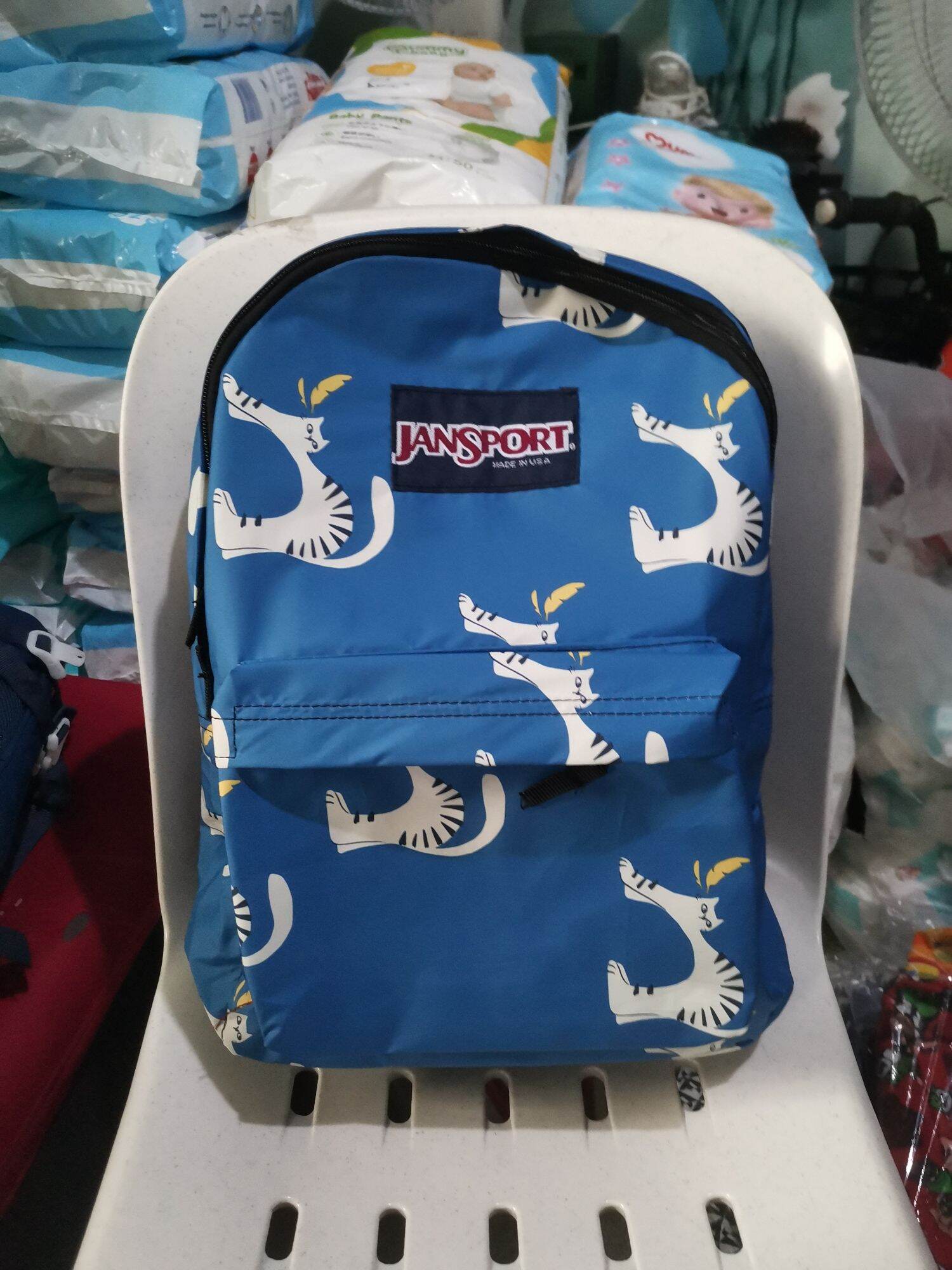 jansport backpack shark Navy Agave The JanSport Cool Student Lavender Ash Backpack is a reliable choice for daily commutes JanSport Cool Student Laptop Compatible