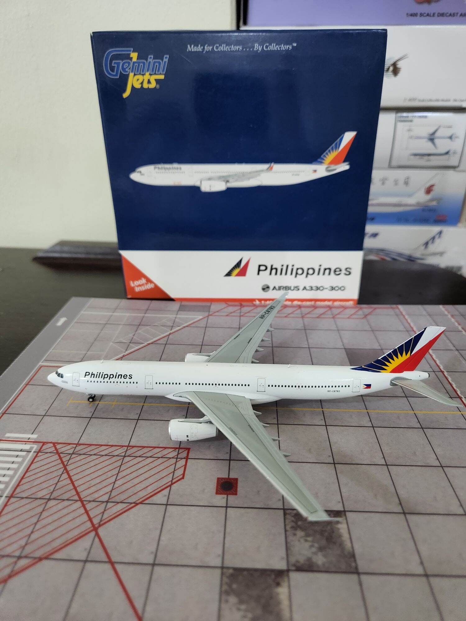 Gemini jets cheap philippine airlines