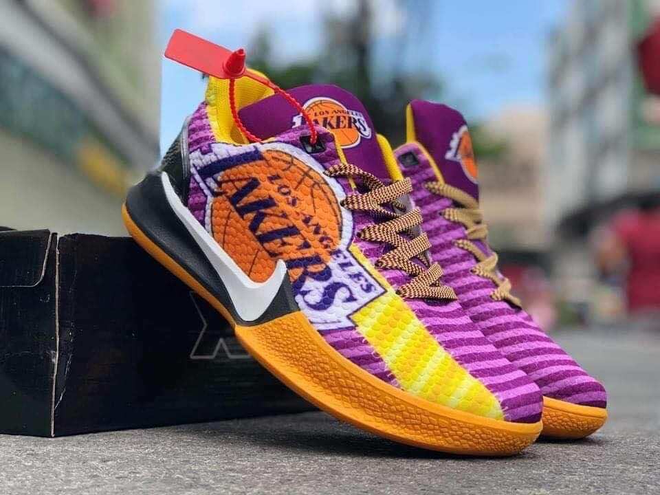 lakers shoes