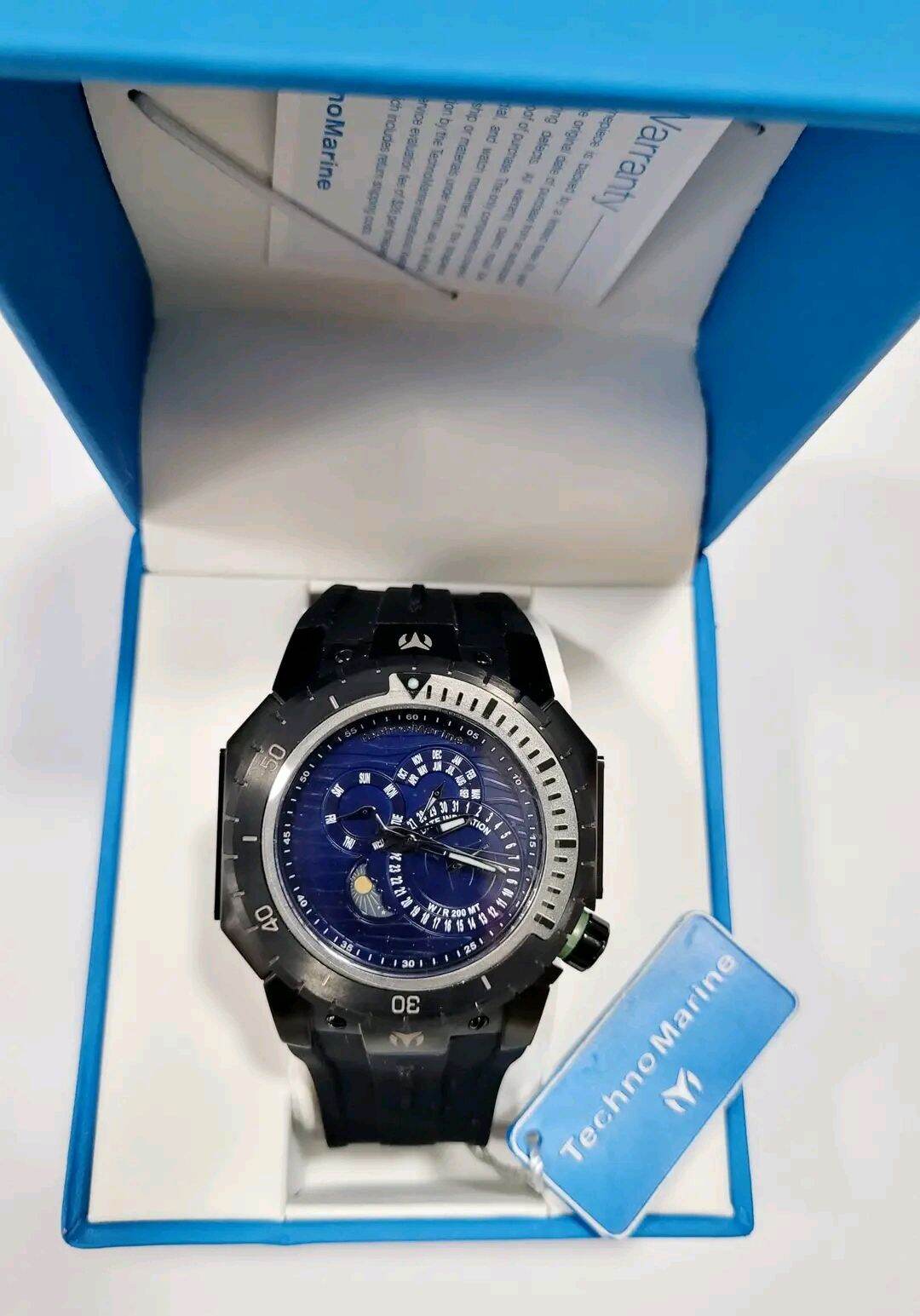 Technomarine on sale manta diver