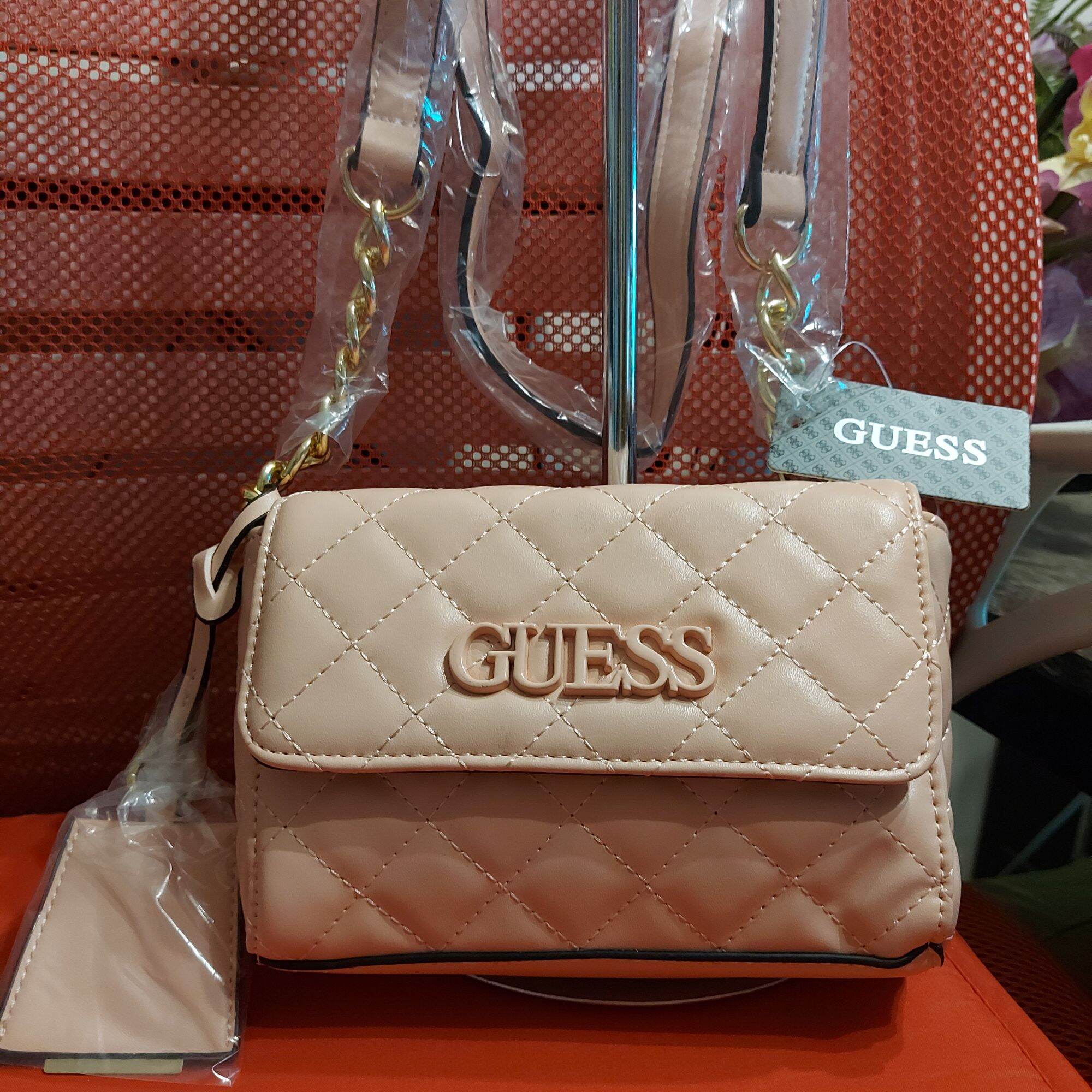 Gues s Pink Cute Mini Sling Bag / Crossbody Bag / Camera Bag for women