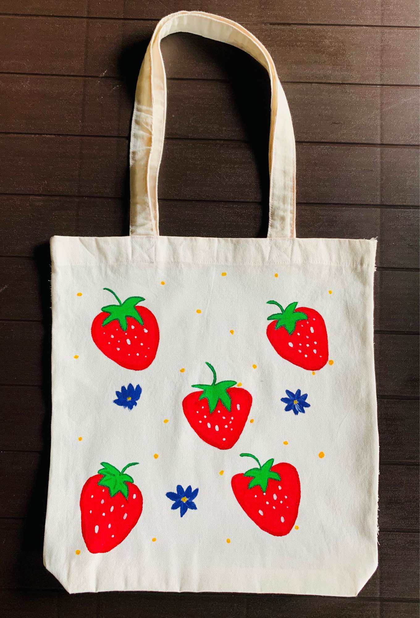 Strawberry tote outlet bag