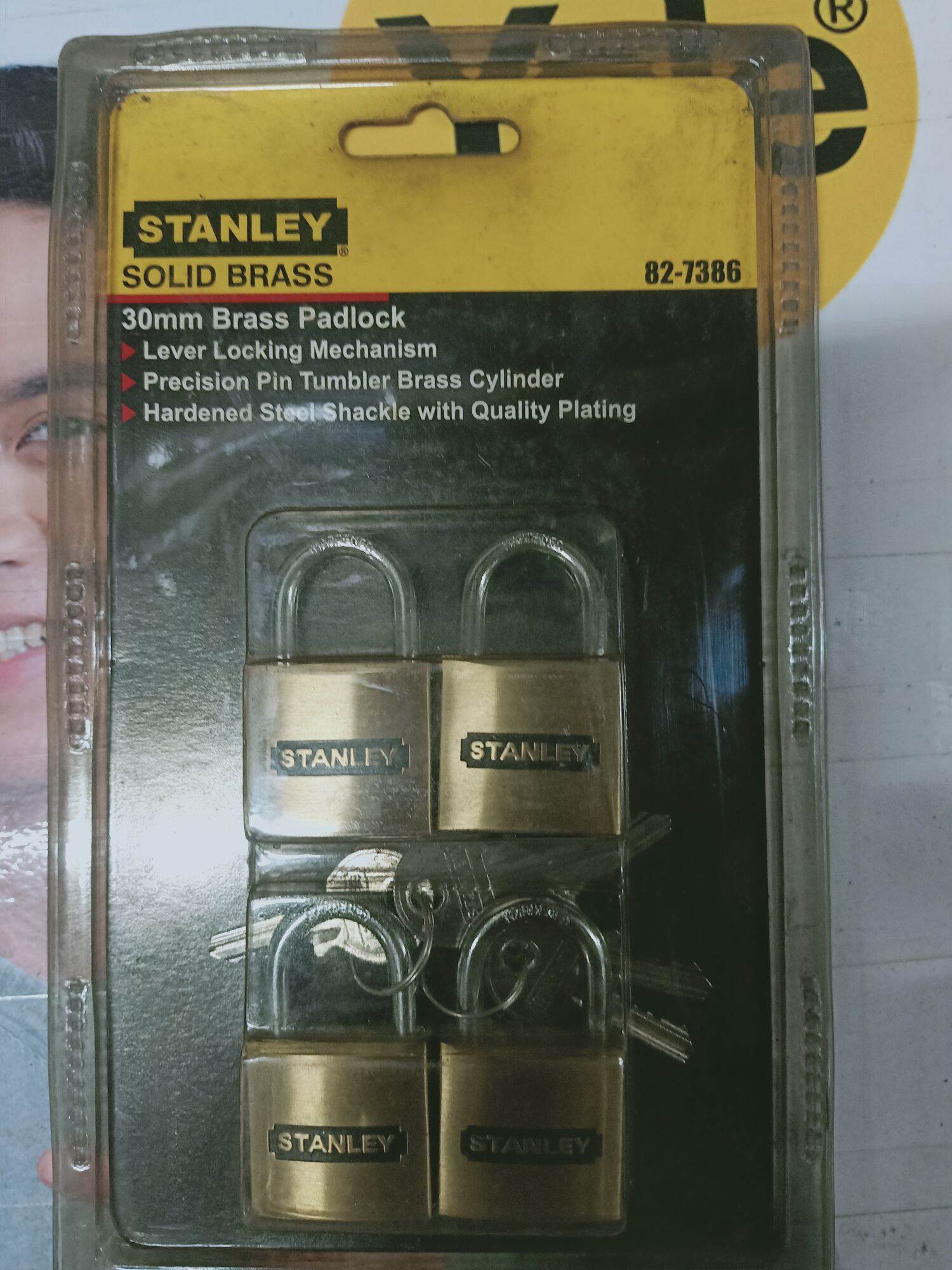 STANLEY SOLID BRASS PADLOCKS SET OF 4 PCS WITH SAME KEY (KEYED ALIKE4