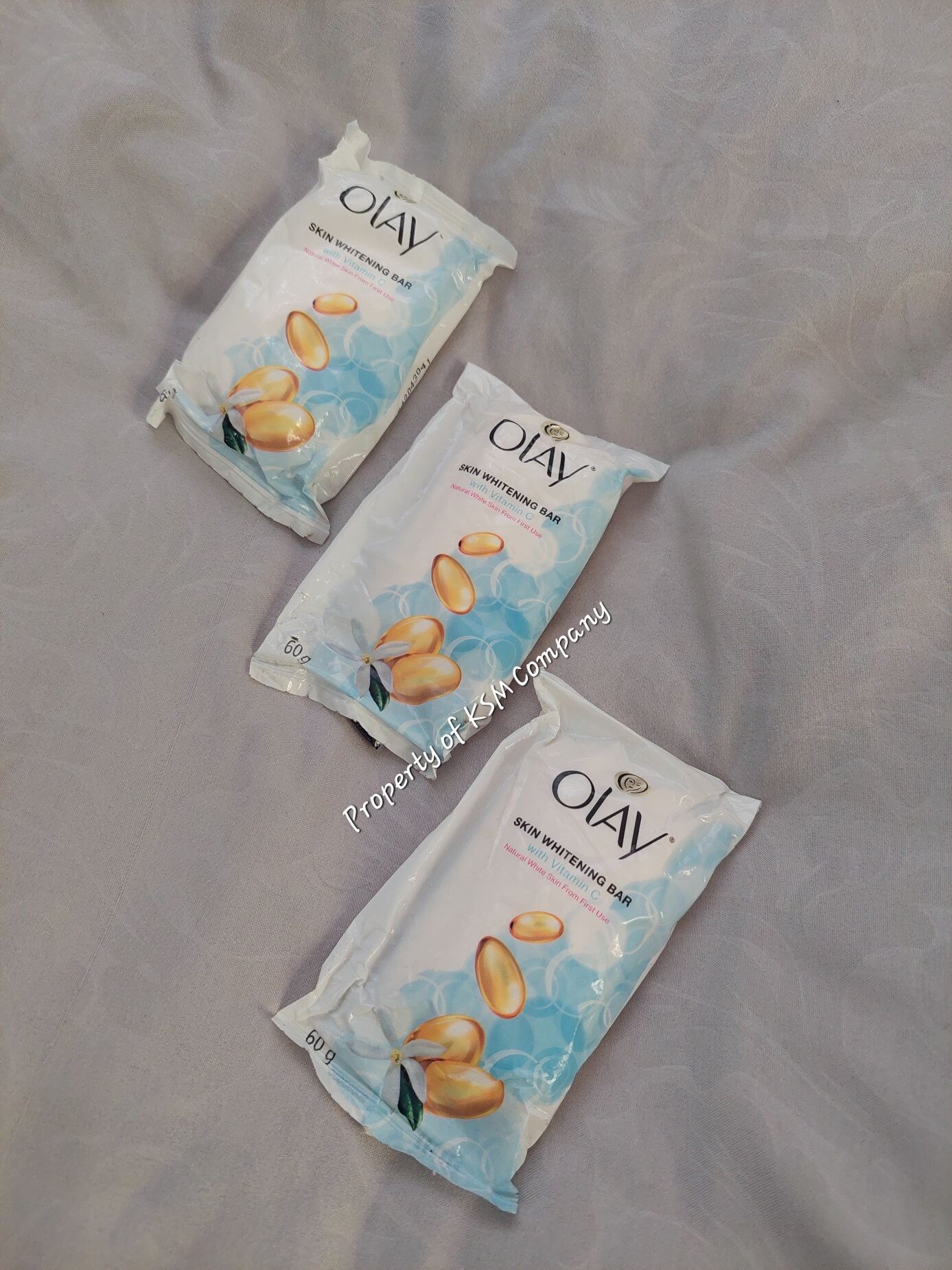 ORIGINAL OLAY SKIN WHITENING BAR SOAP w/ VITAMIN C or Rose Milk, (60g Per Bar Soap/ or 60gx3 Bar Soaps Per Set) Made in PHILIPPINES, LOCAL OLAY SKIN WHITENING SOAP PRODUCTS. 