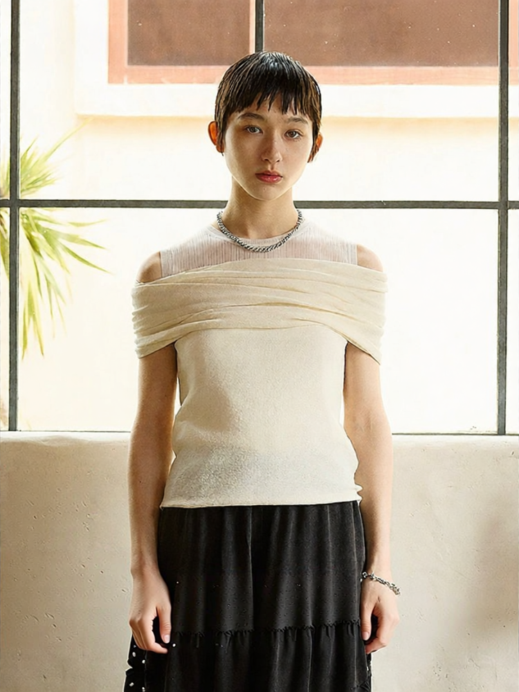 Initial | Summer Fashion Off-Shoulder Smart Knit T-Shirt Presyo 10,911 Piso*Libreng Shipping