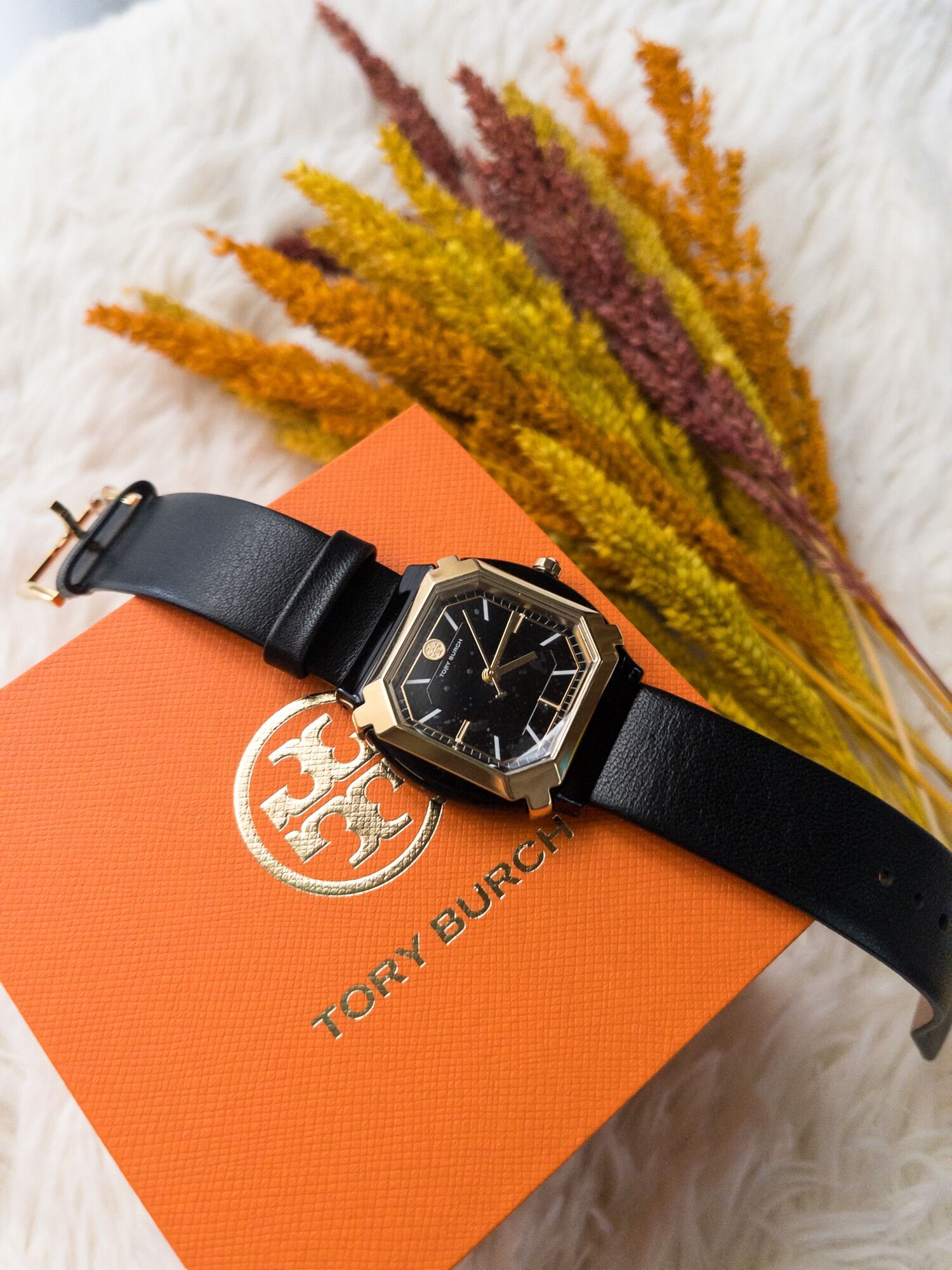 Tory Burch Watch, Women's Fashion, Watches & Accessories, Watches on  Carousell