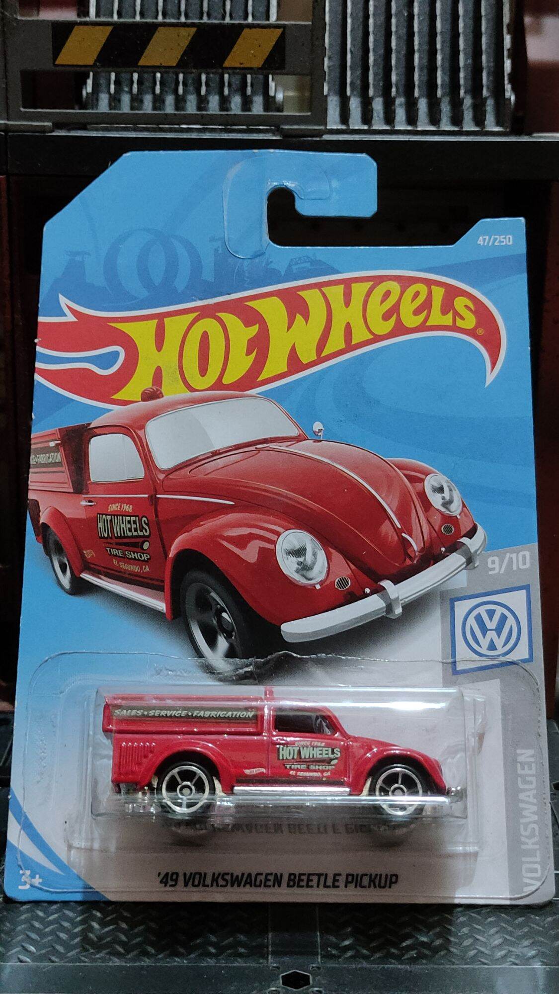 Hot Wheels 49 Volkswagen Beetle Pickup 1:64 scale model | Lazada PH