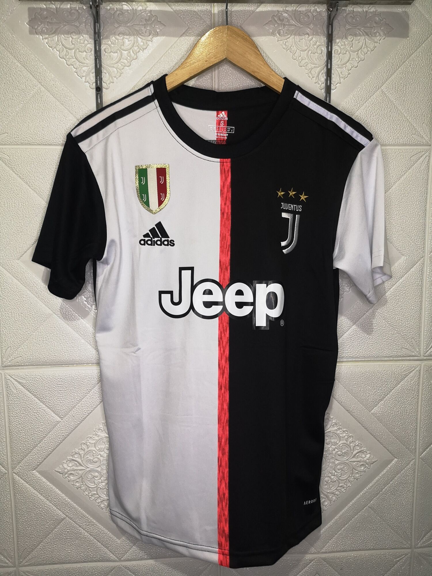 jeep jersey black and white