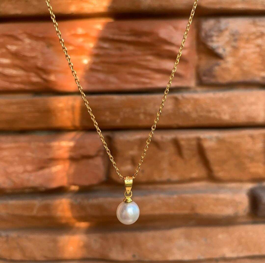 White South Sea Pearl Pendant Necklace 