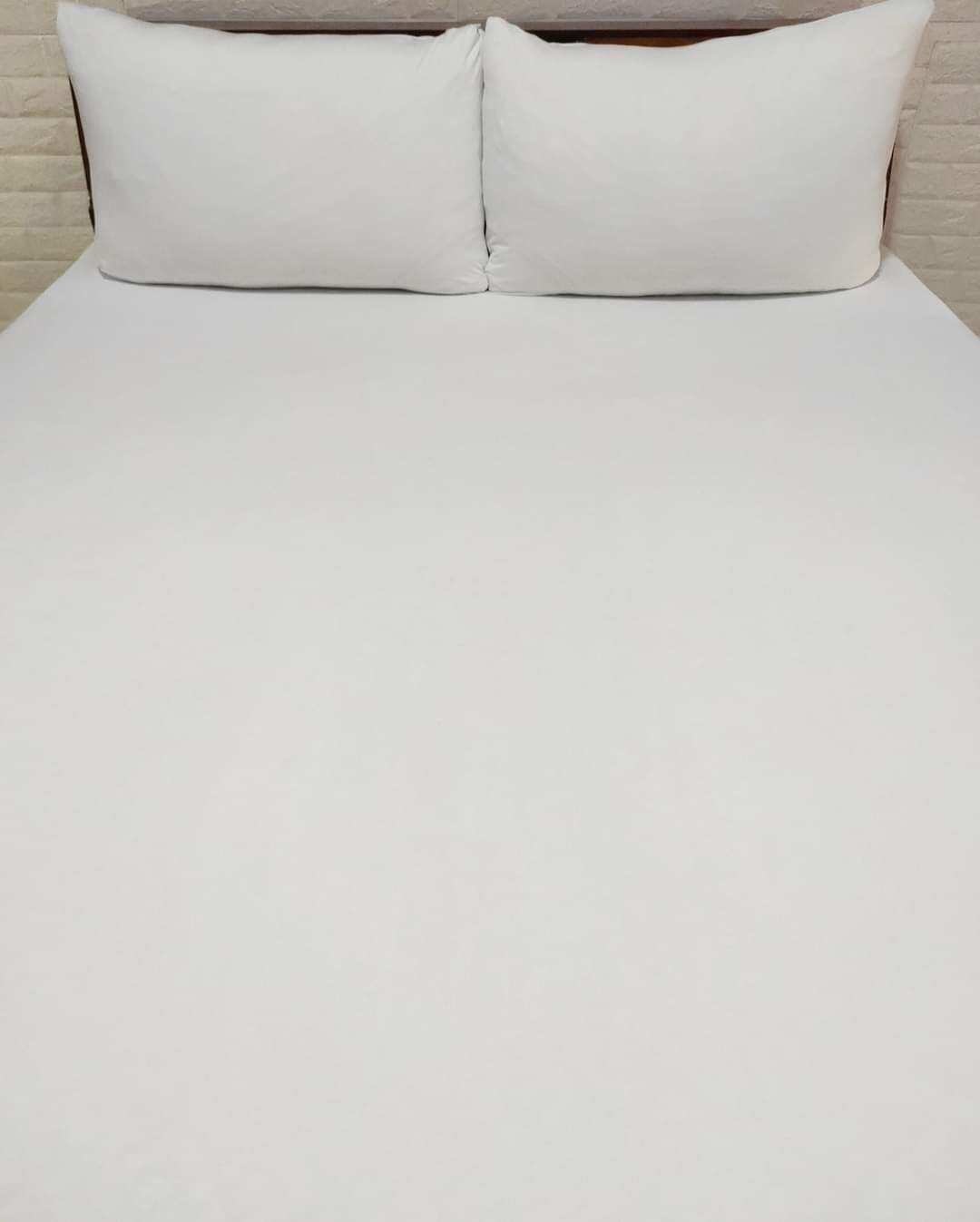 NO GUSOT NO LUKOT WITH POUCH BEDSHEET FULLY GARTERIZED WITH 2 PILLOW