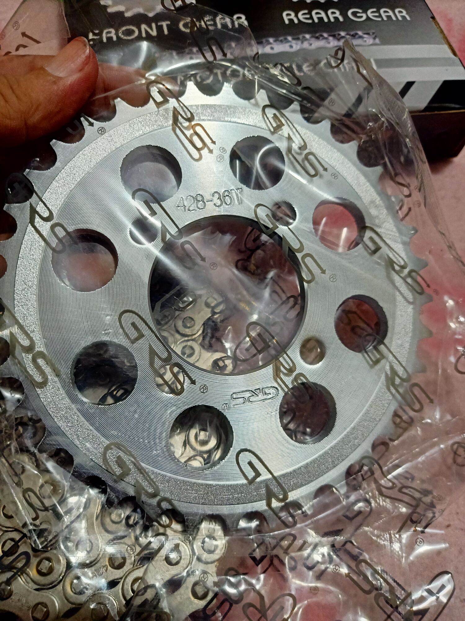 GRS CHAIN AND SPROCKET SET For SUZUKI SMASH 115/SMASH 110 size 428x110L 14t-36t. 