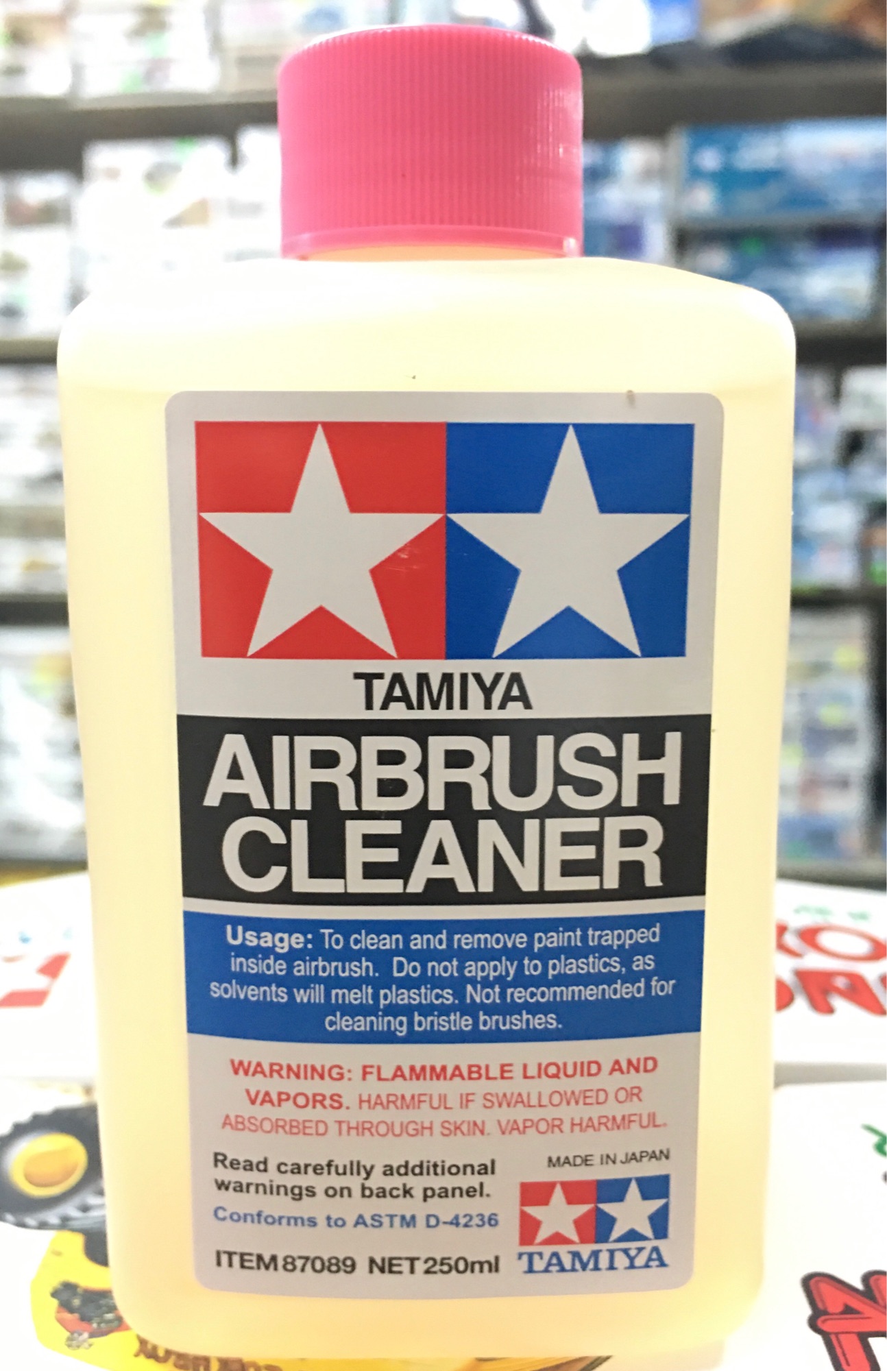 Tamiya Airbrush Cleaner 250ml Bottle 87089