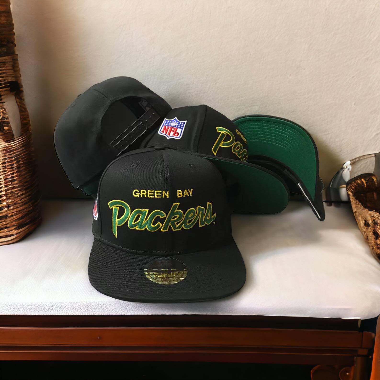 Vintage Green Bay Packers Script Style Snapback Hat - Depop